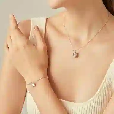 Daisy Fellowes AY S925