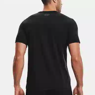 Under Armour T