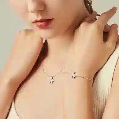 Daisy Fellowes AY S925