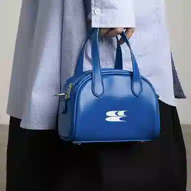 Crying Center LOGO PU