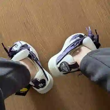 D.Desirable x Palladium Embroidered Mid Sneakers Purple White