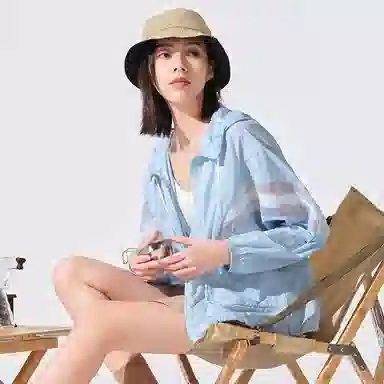 探路者 条纹拼色户外宽松连帽防晒衣 女款