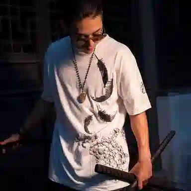 Sansheng Loose Fit Embroidered T-Shirt