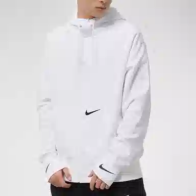Nike Sportswear Swoosh