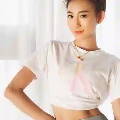 RAWNESS x MUTANT Dumbbell Necklace Gold