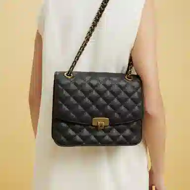 CHARLESKEITH BlackWhitePink