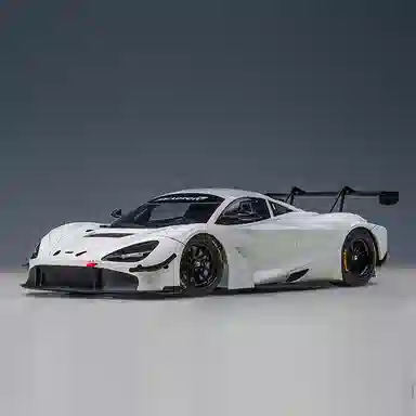 AUTOart 118 720S GT3