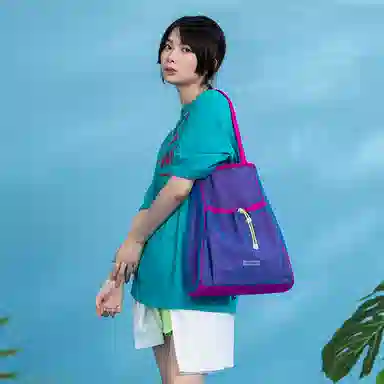 COMBACK noonecan Tote