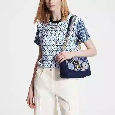 LOUIS VUITTON FW23 T