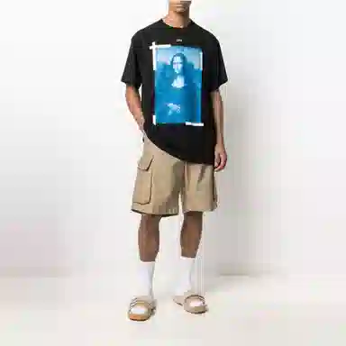 OFF-WHITE T