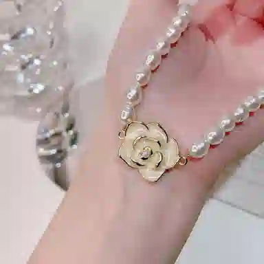 NGNATURAL GEMS choker