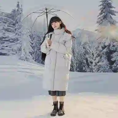 小镇姗姗 纯色绗缝长款羽绒服 女款