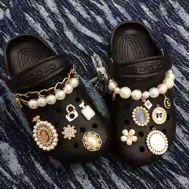 US8ACC DIYcrocs