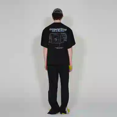 BLIND402 SS21 Box3DT