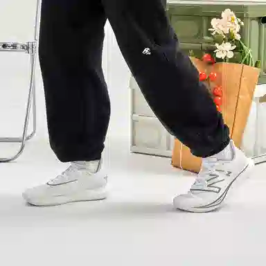 New Balance FuelCell Rebel v3 White Grey