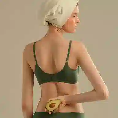 素肌良品  小胸一片式无钢圈舒适收副乳文胸