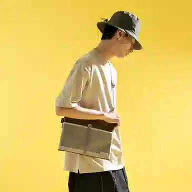 the MAD HATcher Outdoor Series Saddle Bag