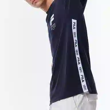 FILA T