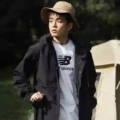 New Balance Hooded Jacket Black