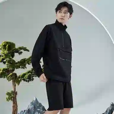 鸿星尔克 伍岳独尊 纯色口袋梭织套头长袖立领卫衣 男款 正黑