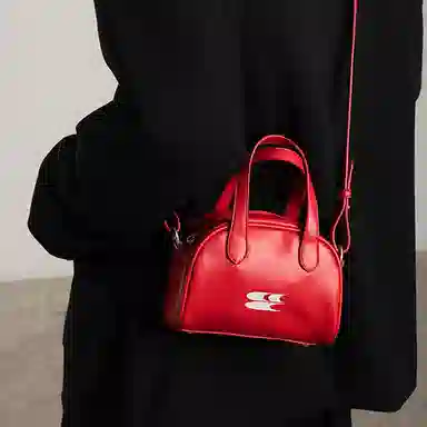 Crying Center LOGO PU