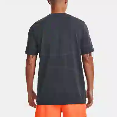 Under Armour T