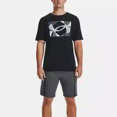 Under Armour Logo T