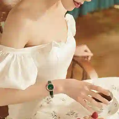 Lola Rose LR230