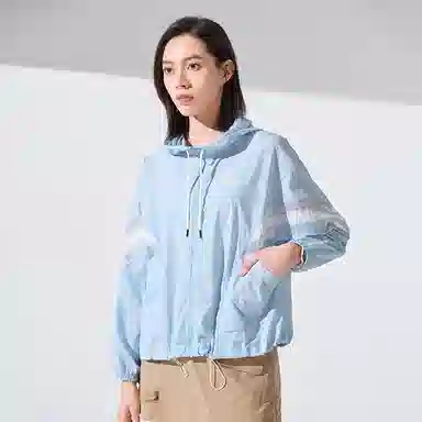 探路者 条纹拼色户外宽松连帽防晒衣 女款