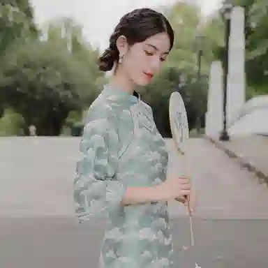 槿爷东方 云清灰姑娘 如意纹长袖旗袍 女款 青绿色