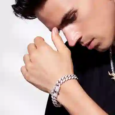 APORRO G.O.A.T
