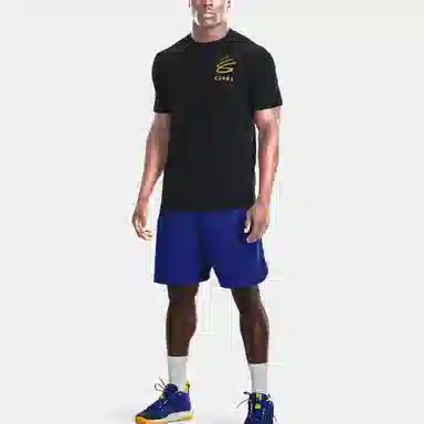 Under Armour T