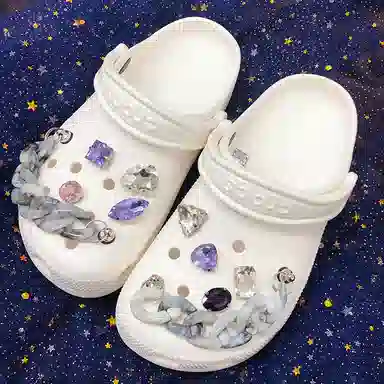 US8ACC DIYcrocs