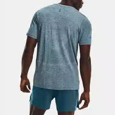 Under Armour T