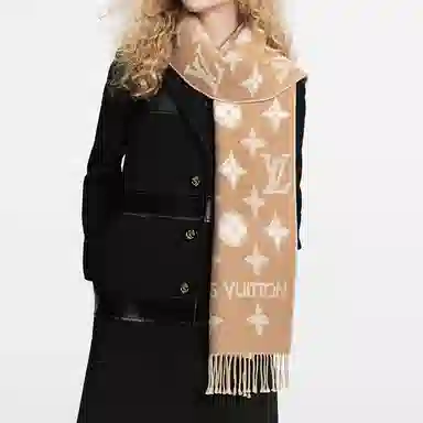 Louis Vuitton Tassel Wool Scarf
