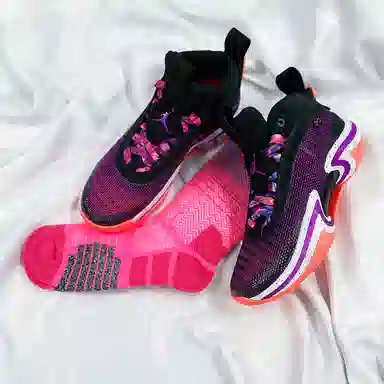 US8ACC 10