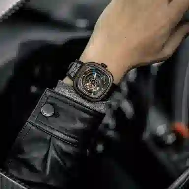 SEVENFRIDAY P 100 47.6mm P3C09