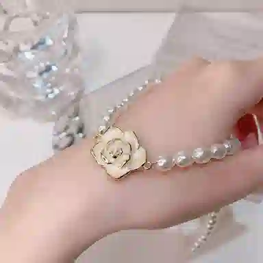 NGNATURAL GEMS choker