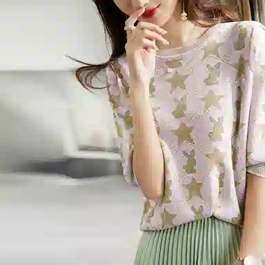 【dme】 休闲圆领薄款印花宽松针织衫 女款