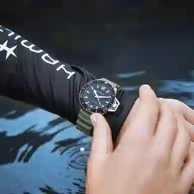 Hamilton Khaki Navy Frogman H77455331