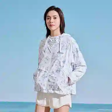 探路者 轻薄透气连帽防晒衣 女款
