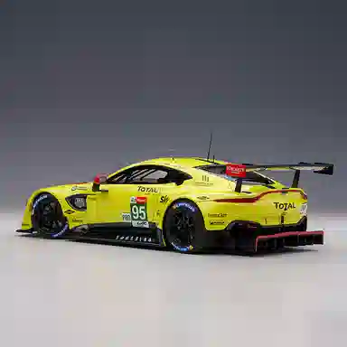 AUTOart 118 VANTAGE GTE LE MANS