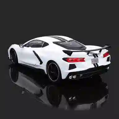 Maisto 118 CHEVROLET C8 Stingray Coupe