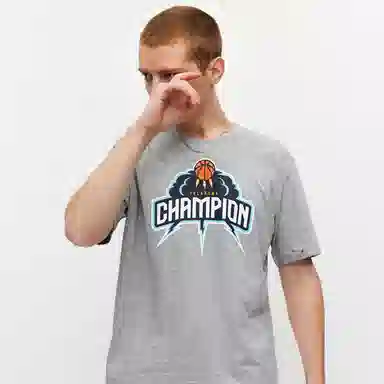 Champion T-Shirt
