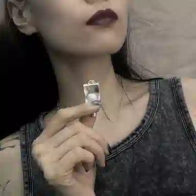 Empress 47 925