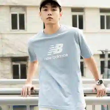 New BalanceSS23 LogoT