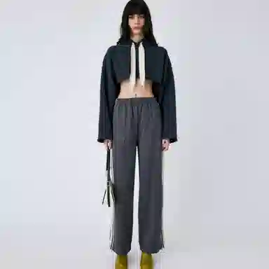 MOUSSY