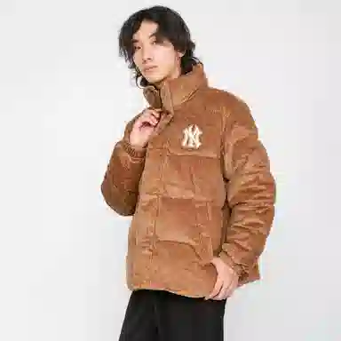 MLB Yankees Short Down Jacket