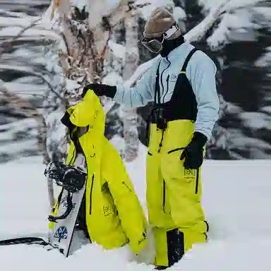 BURTON AK GORE-TEX 3L PRO
