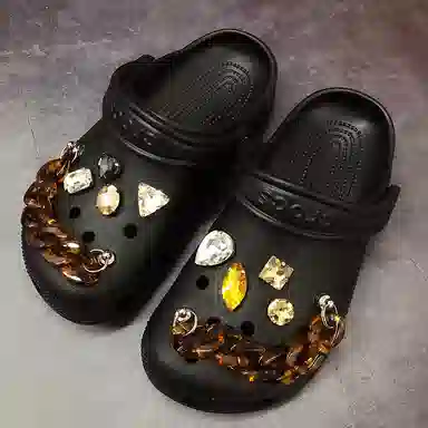 US8ACC DIYcrocs